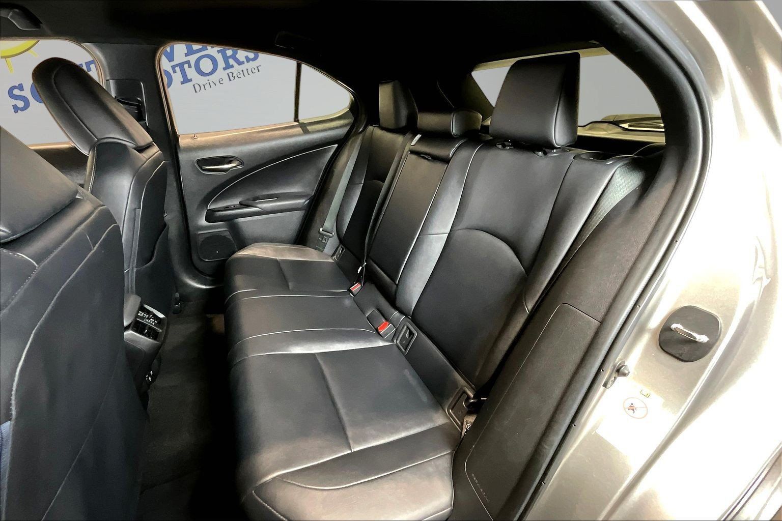 Used 2019 Lexus UX 250h w/ Accessory Package 2 AWD/4WD image 22