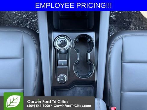 New 2026 Ford Explorer Active w/ Active Comfort Package AWD/4WD image 32