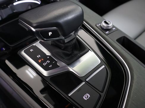 Used 2024 Audi A4 2.0T Premium Plus image 4