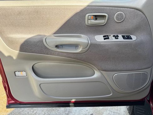 Used 2001 Toyota Tundra SR5 image 19