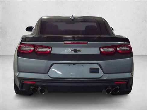 Used 2021 Chevrolet Camaro LT w/ Technology Package RWD image 6