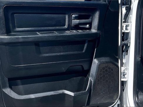 Used 2024 RAM 1500 Tradesman w/ Chrome Appearance Group AWD/4WD image 21