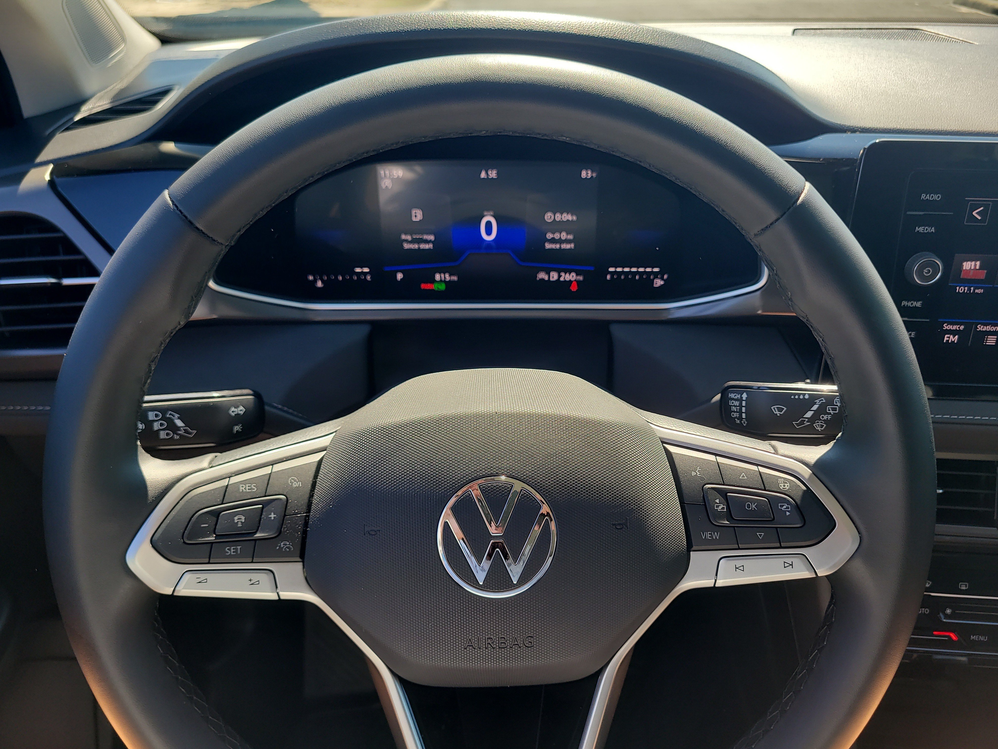 Used 2026 Volkswagen Taos SE FWD image 30