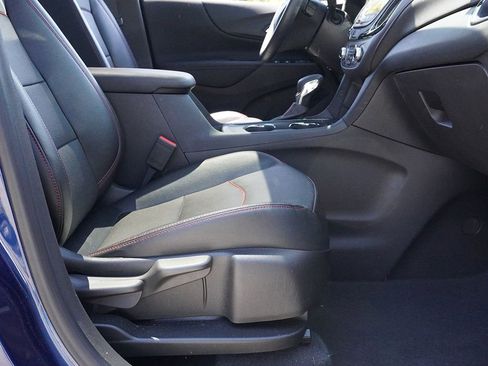 Used 2023 Chevrolet Equinox RS w/ RS Leather Package AWD/4WD image 29