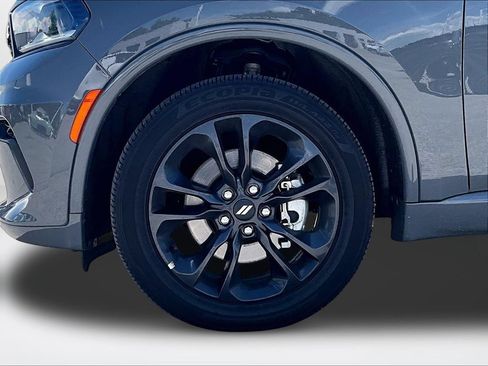 Used 2025 Dodge Durango GT AWD/4WD image 10