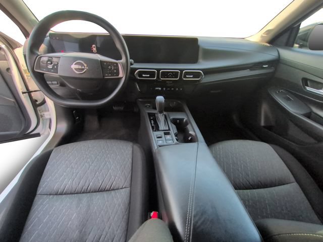 Used 2026 Nissan Sentra SV FWD image 17