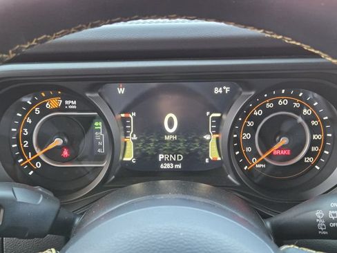 Certified 2025 Jeep Wrangler Unlimited Rubicon 392 AWD/4WD image 19