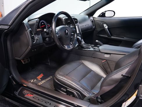 Used 2013 Chevrolet Corvette Grand Sport w/ 3LT Preferred Equipment Group image 4