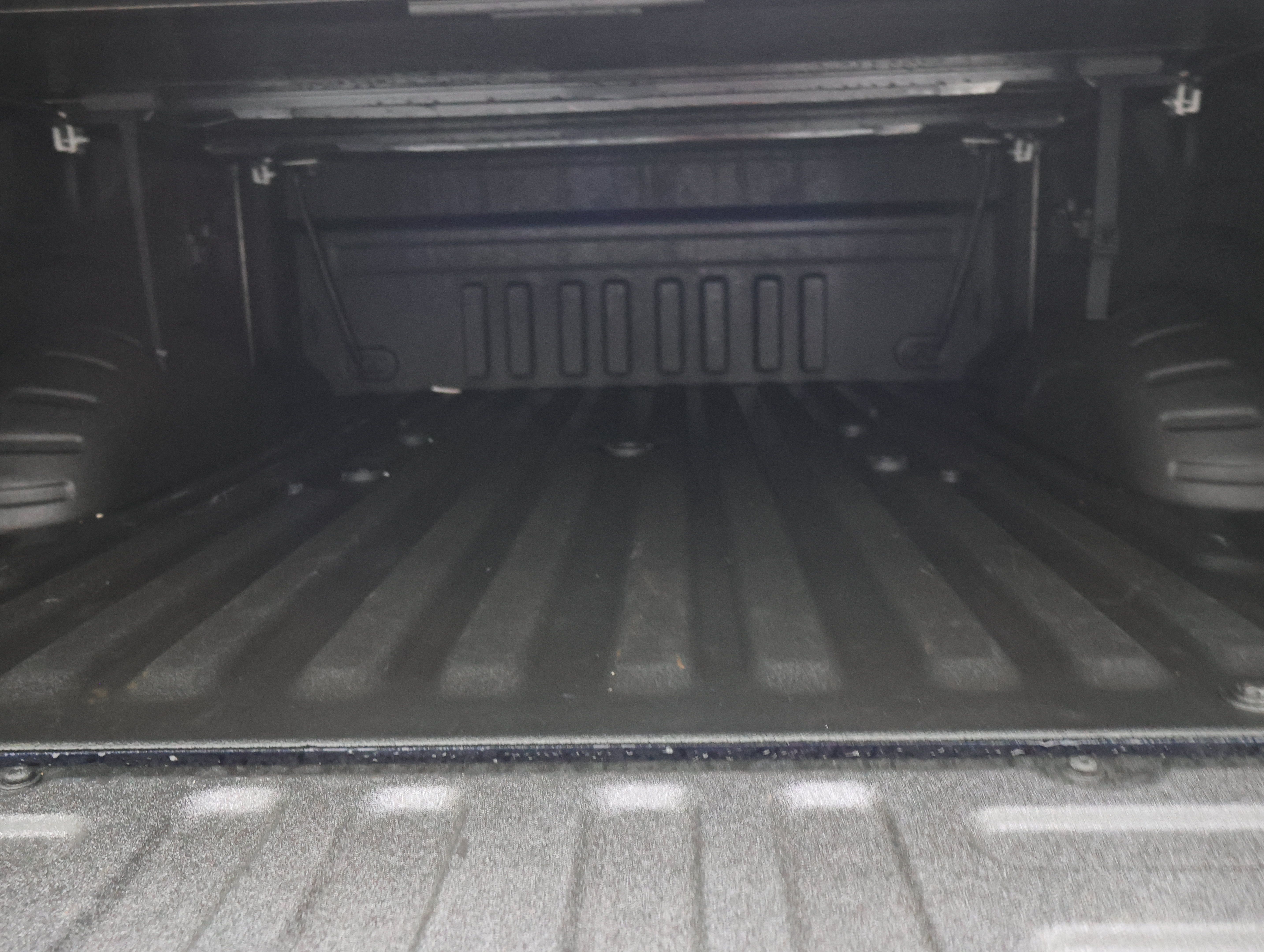 Used 2021 Ford F250 XLT w/ XLT Premium Package AWD/4WD image 28