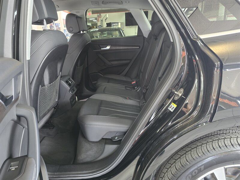 Used 2024 Audi Q5 2.0T Premium Plus AWD/4WD image 11