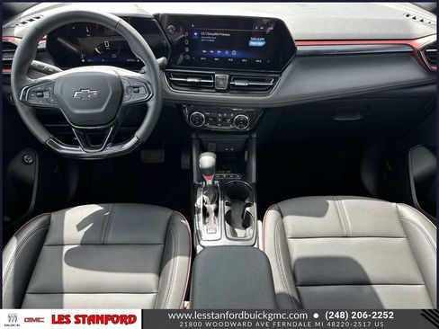 Used 2025 Chevrolet TrailBlazer RS w/ Convenience Package FWD image 14