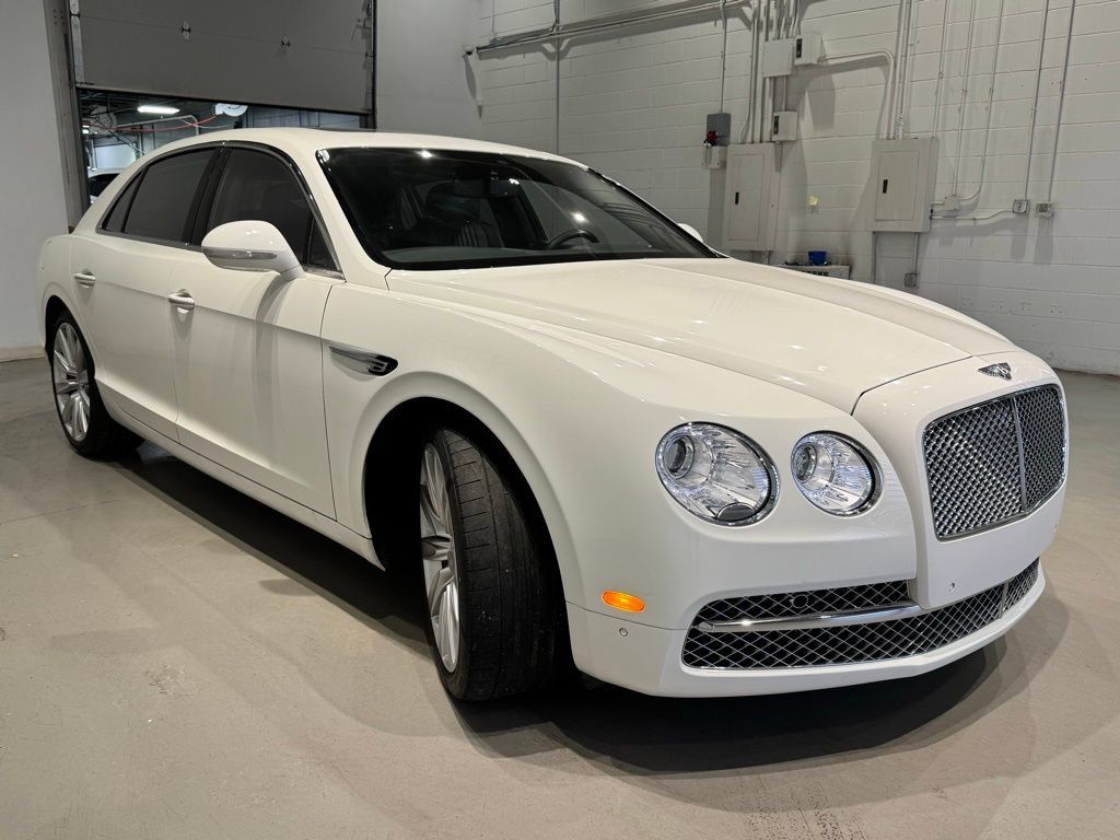 Used 2018 Bentley Flying Spur V8 AWD/4WD image 3