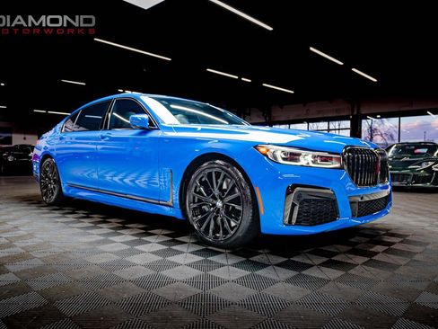 Used 2021 BMW 750i xDrive w/ Executive Package image 25