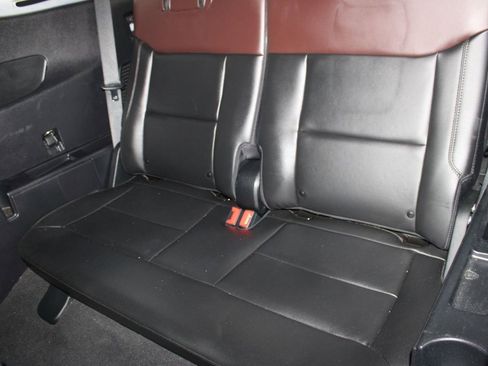 Used 2022 Ford Explorer Platinum w/ Equipment Group 601A image 31