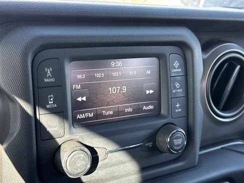 Used 2021 Jeep Wrangler Unlimited Sport AWD/4WD image 23