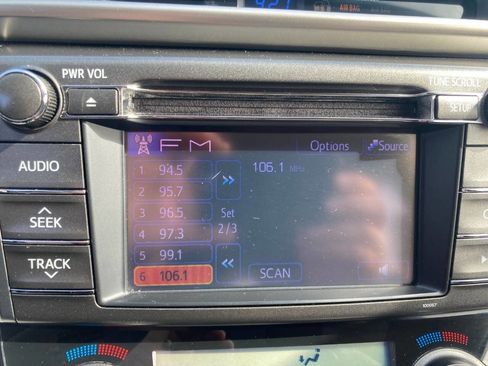 Used 2013 Toyota RAV4 XLE AWD/4WD image 16