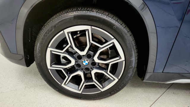Used 2026 BMW X1 xDrive28i w/ Technology Package AWD/4WD image 85