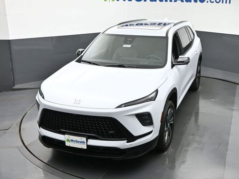 New 2026 Buick Enclave Sport Touring w/ Super Cruise Package image 27