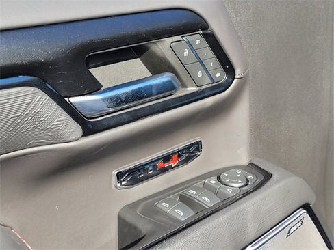 Used 2024 GMC Sierra 1500 AT4X image 22