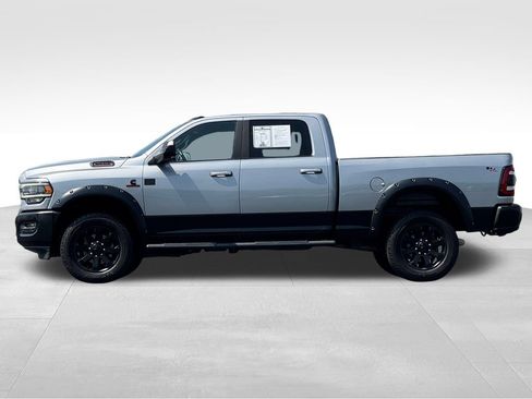 Used 2020 RAM 2500 Laramie AWD/4WD image 4