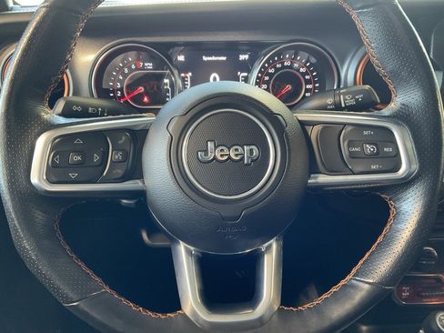 Used 2022 Jeep Gladiator Mojave w/ Cold Weather Group image 12