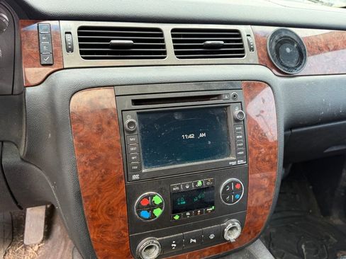 Used 2008 Chevrolet Silverado 3500 LTZ w/ EZ-Lift Tailgate Package AWD/4WD image 20