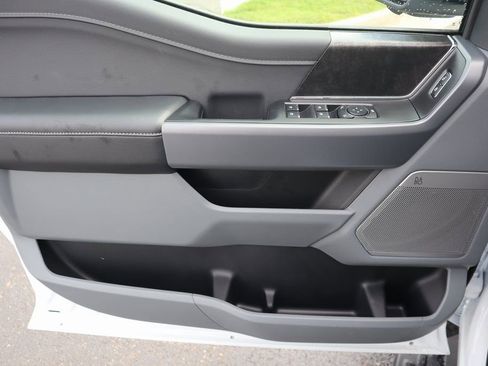 Used 2025 Ford F150 Lightning Flash image 16