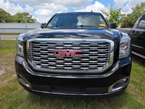 Used 2018 GMC Yukon Denali w/ Denali Ultimate Package RWD image 2