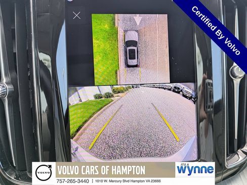 Certified 2024 Volvo XC60 B5 Plus w/ Climate Package AWD/4WD image 21