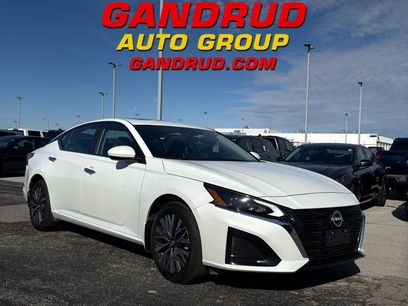 Certified 2023 Nissan Altima 2.5 SV w/ SV Premium Package