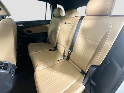 Certified 2023 Volkswagen Tiguan SE image 22