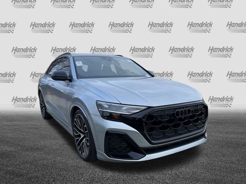 Used 2024 Audi SQ8 Premium Plus image 2