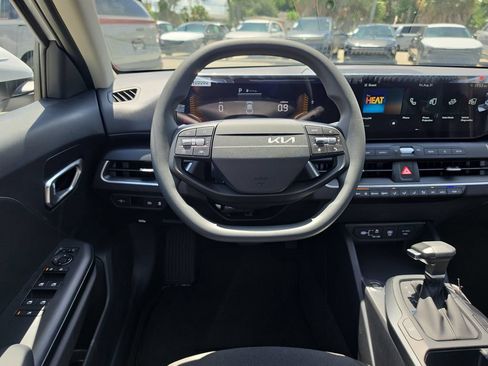 New 2026 Kia K4 FWD image 13