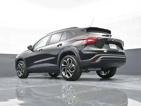 New 2026 Chevrolet Trax RS w/ Sunroof Package image 43