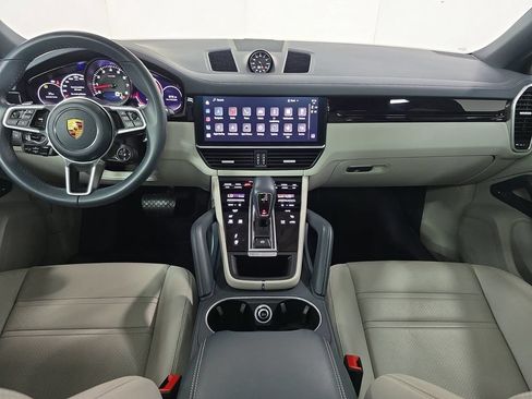 Certified 2023 Porsche Cayenne Coupe AWD/4WD image 13