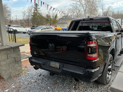 Used 2023 RAM 1500 Limited image 5