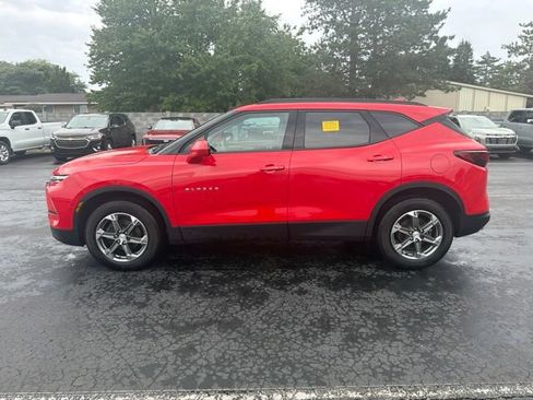 Certified 2024 Chevrolet Blazer LT w/ Convenience Package FWD image 1