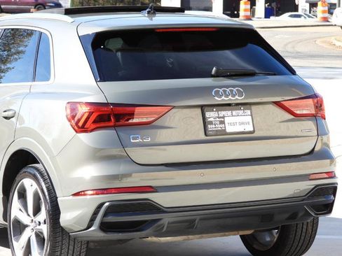 Used 2020 Audi Q3 2.0T Premium Plus w/ Premium Plus Package image 16
