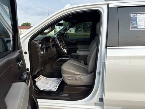 Used 2020 GMC Sierra 1500 SLT w/ SLT Premium Plus Package AWD/4WD image 9