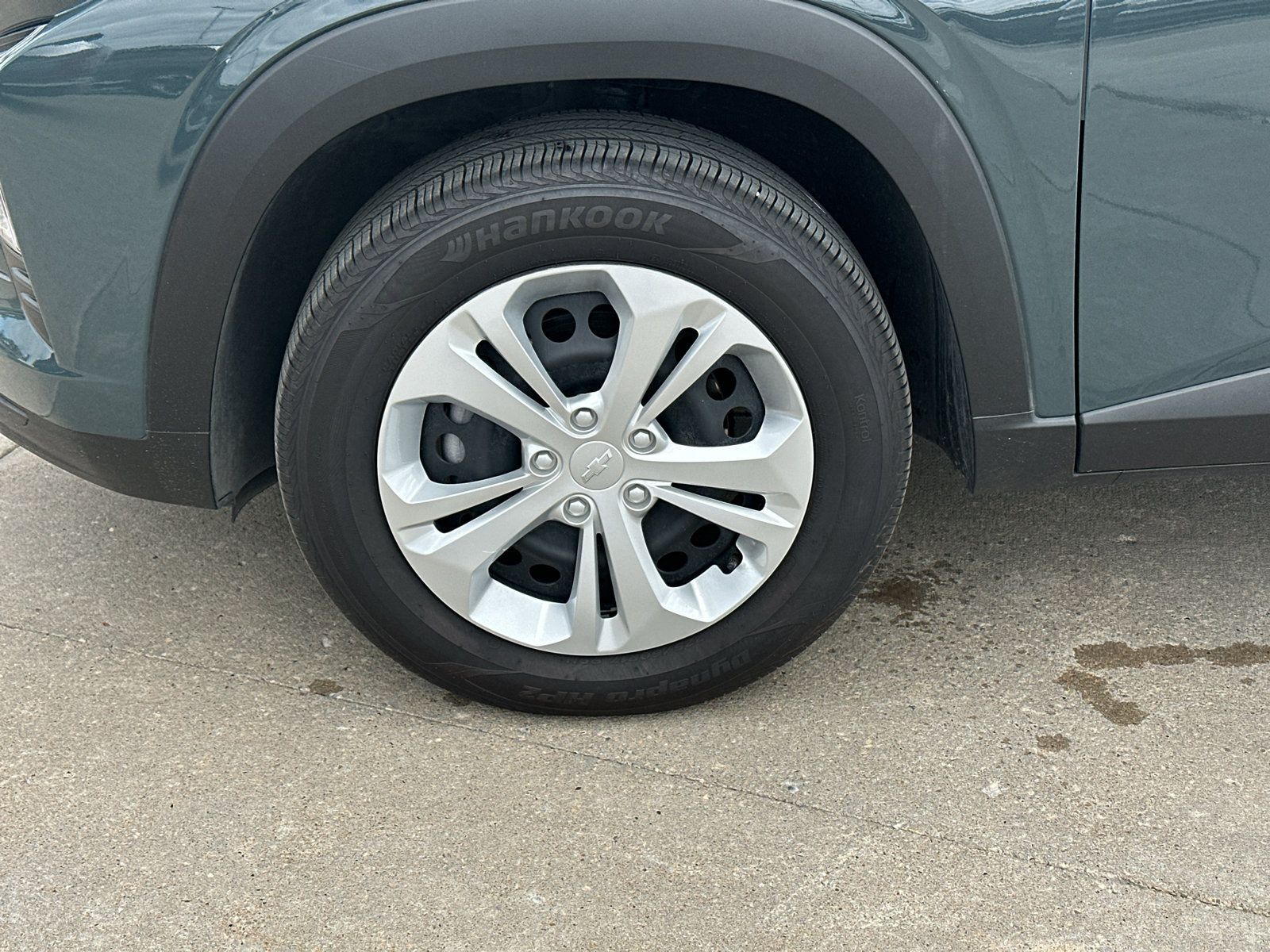 Used 2026 Chevrolet Trax LS FWD image 7