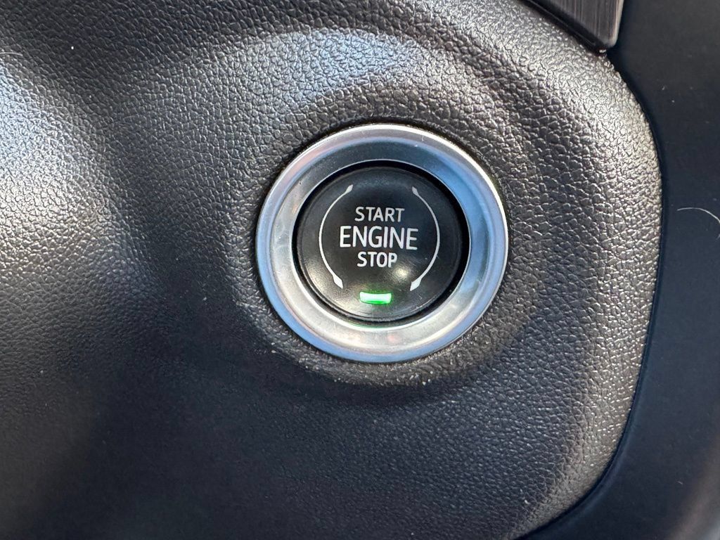 Used 2020 GMC Sierra 1500 AT4 w/ AT4 Premium Package AWD/4WD image 24