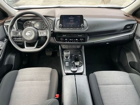 Certified 2023 Nissan Rogue SV AWD/4WD image 12