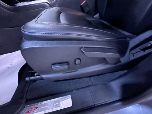 Used 2020 Chevrolet Colorado ZR2 image 13