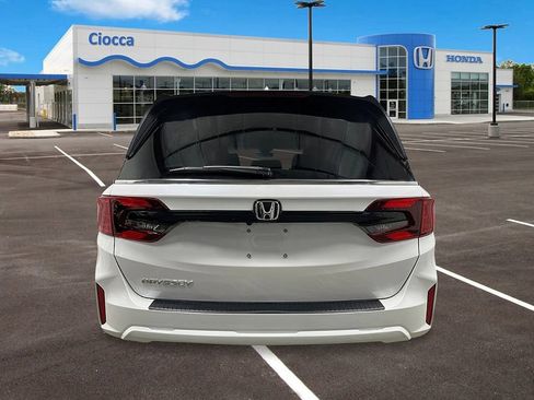 New 2026 Honda Odyssey EX-L image 4
