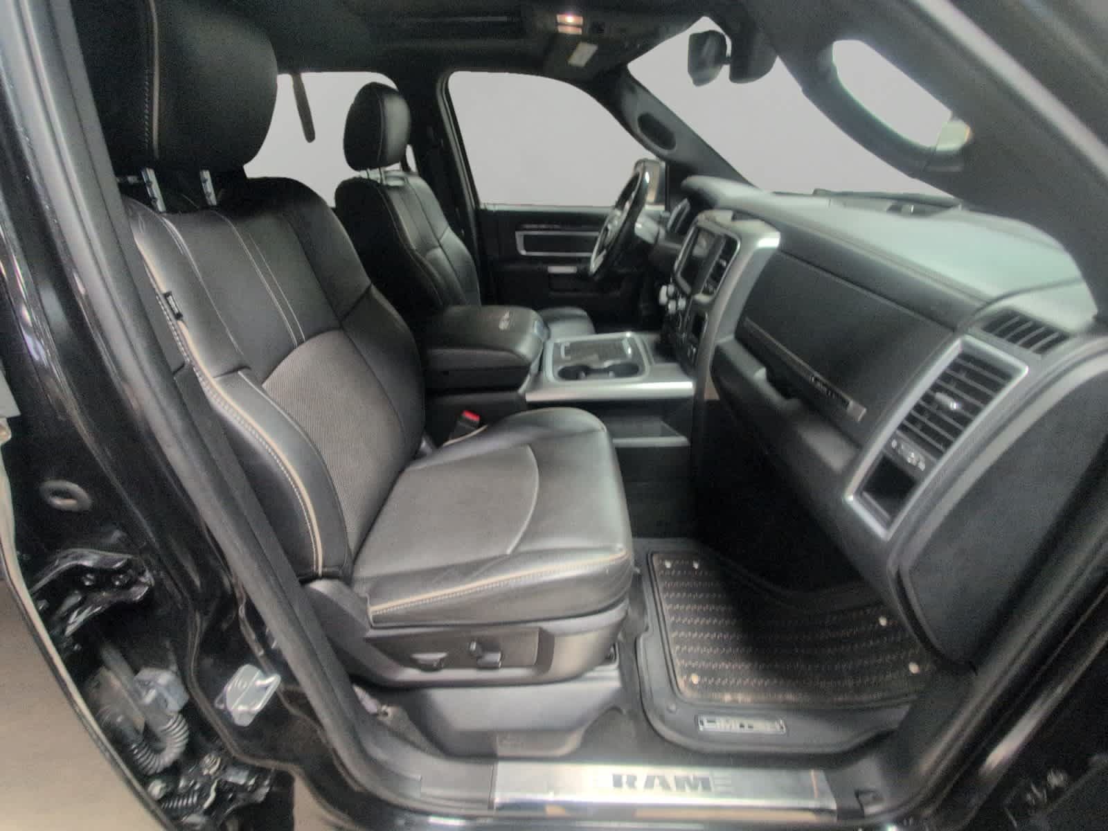 Used 2015 RAM 1500 Limited AWD/4WD image 15