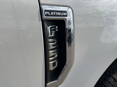 Used 2020 Ford F250 Platinum w/ FX4 Off-Road Package image 53