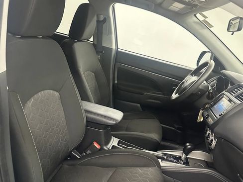 Used 2020 Mitsubishi Outlander Sport ES FWD image 32