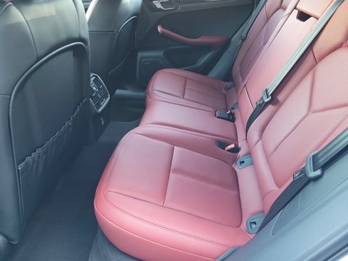 New 2026 Porsche Macan AWD/4WD image 14