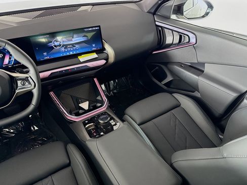 Used 2025 BMW X3 xDrive30i w/ Convenience Package image 23