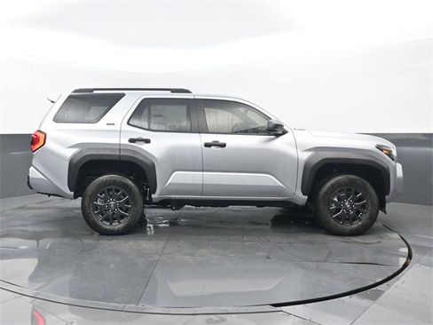 New 2026 Toyota 4Runner SR5 image 2